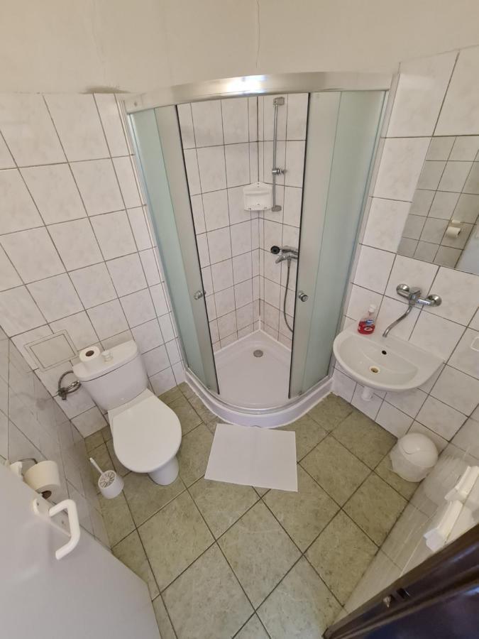 Penzion Olympia Banska Bystrica Ngoại thất bức ảnh